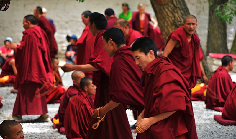 Debate in Sera Monastery